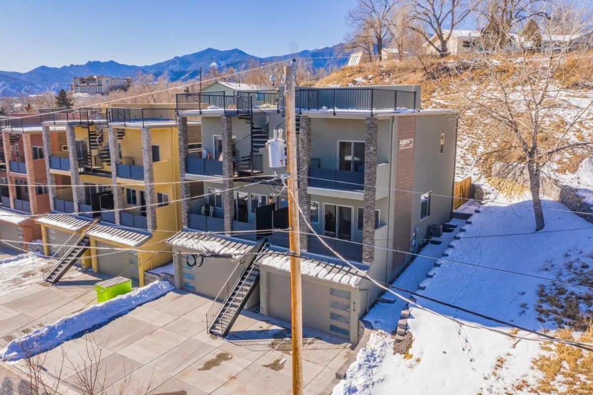 4Bd Home W Rooftop Patio Fire Pit & Mountain Views Colorado Springs Eksteriør billede