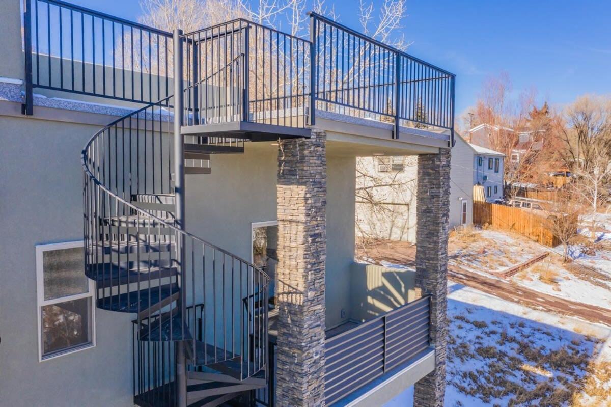 4Bd Home W Rooftop Patio Fire Pit & Mountain Views Colorado Springs Eksteriør billede